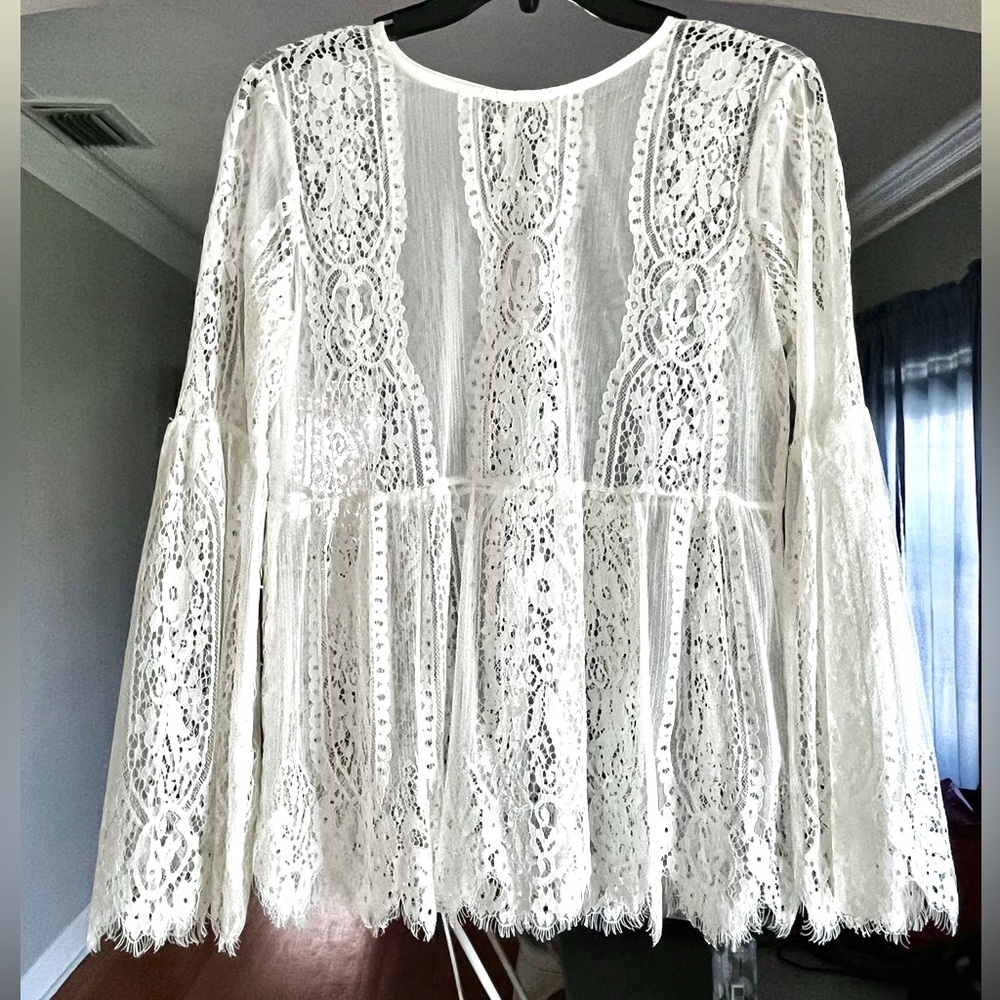 Ultra Pink Medium Boho Lace Bell Long Sleeve Top